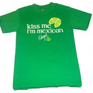 2/$30 Chuy’s Kiss Me I’m Mexican Green Graphic T-Shirt, Sz Small